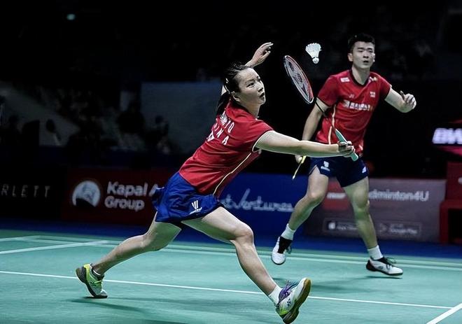 开云体育官网-法国队逆转马来西亚队，黄鸭组合带队取胜